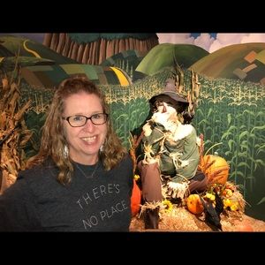 Meet your Posher, Stephanie